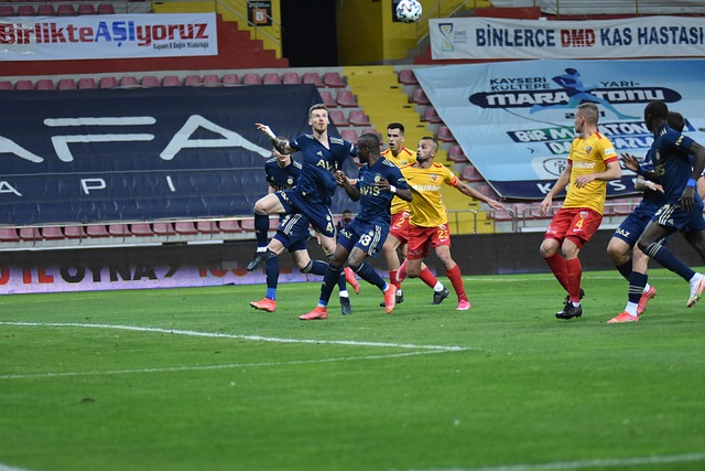 沃克表達加盟拜仁意願！下周東京談判！和帕瓦爾互換不太可能！.