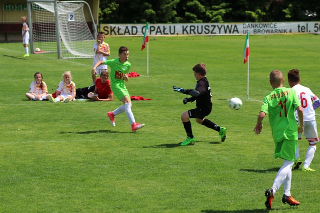 关键时刻决胜攻防！湖人陷入选择两难，东契奇将左右决定权.